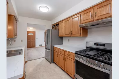 416 21st Avenue S, South Saint Paul, MN 55075 - Photo 5