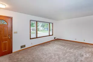 416 21st Ave S, South Saint Paul, MN 55075 - Photo 5