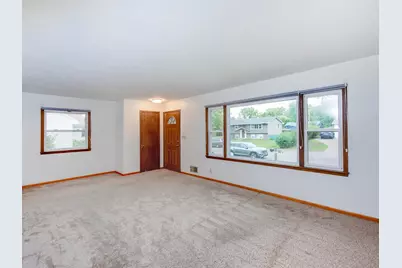 416 21st Avenue S, South Saint Paul, MN 55075 - Photo 3