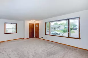 416 21st Ave S, South Saint Paul, MN 55075 - Photo 3