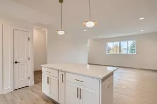 1997 11th Ave E, North Saint Paul, MN 55109 - Photo 9