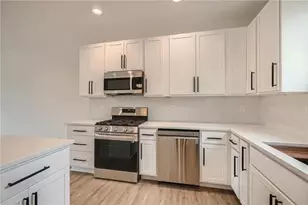 1995 11th Ave E, North Saint Paul, MN 55109 - Photo 3