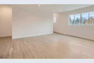 1995 11th Avenue E #2, North Saint Paul, MN 55109 - Photo 13