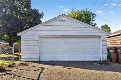 6812 Fairview Avenue N, Crystal, MN 55428 - Photo 13