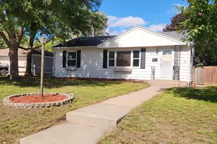 6812 Fairview Ave N, Crystal, MN 55428 - Photo 1