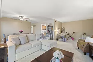 6301 Colony Way, Edina, MN 55435 - Photo 3