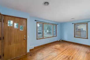 13 Southview Dr, Mankato, MN 56001 - Photo 3