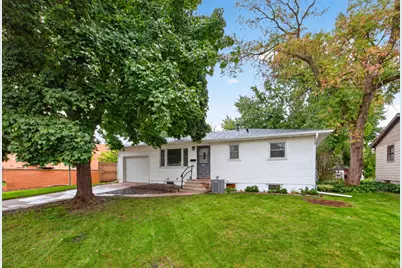 1438 2nd Avenue SW, Rochester, MN 55902 - Photo 1