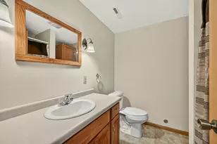 425 Park Ave, Zumbrota, MN 55992 - Photo 31