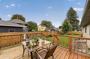 425 Park Ave, Zumbrota, MN 55992 - Photo 7
