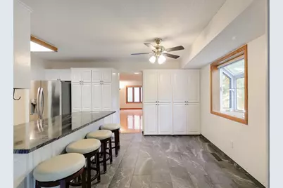 10632 Daisy Circle, Bloomington, MN 55438 - Photo 11