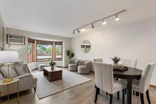 2425 E Franklin Ave, Minneapolis, MN 55406 - Photo 5