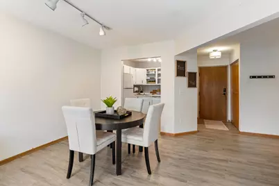 2425 E Franklin Avenue #205, Minneapolis, MN 55406 - Photo 9