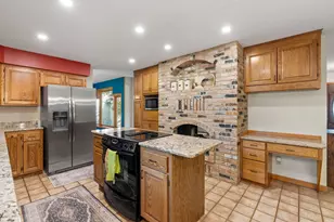 6390 Fawn Ln, Lino Lakes, MN 55014 - Photo 9