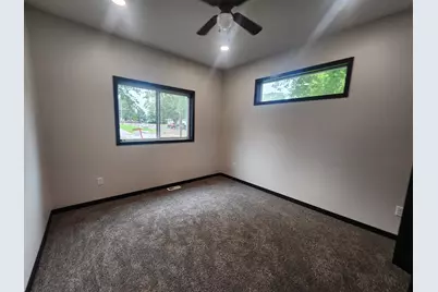 901 7th Ave SW, Pipestone, MN 56164 - Photo 19