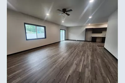901 7th Ave SW, Pipestone, MN 56164 - Photo 9
