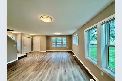 9034 Park Avenue S, Bloomington, MN 55420 - Photo 3