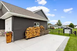 366 Bluebill St, Baldwin, WI 54002 - Photo 11
