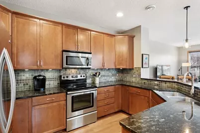 9612 Scott Ln N, Brooklyn Park, MN 55443 - Photo 7