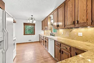 5136 Bedford Ave, Edina, MN 55436 - Photo 9