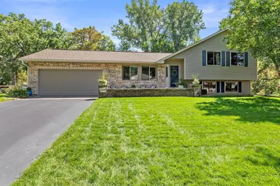 12041 Robin Road, Maple Grove, MN 55369 - Photo 3