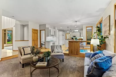 2413 Bridle Creek Trail, Chanhassen, MN 55317 - Photo 15