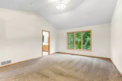 2413 Bridle Creek Trail, Chanhassen, MN 55317 - Photo 17