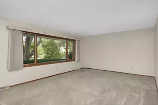 5220 Cottonwood Ln N, Plymouth, MN 55442 - Photo 3