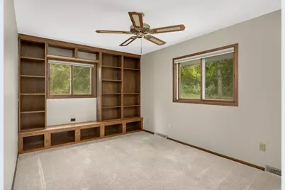 5220 Cottonwood Lane N, Plymouth, MN 55442 - Photo 19