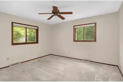 5220 Cottonwood Lane N, Plymouth, MN 55442 - Photo 13