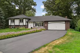 14886 Tealwood Ct, Eden Prairie, MN 55347 - Photo 5