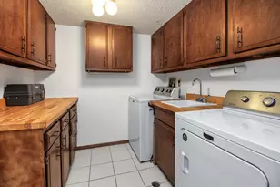 9700 Portland Ave S, Bloomington, MN 55420 - Photo 23