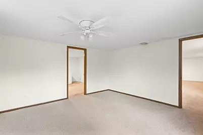 10225 Jersey Avenue, Chaska, MN 55318 - Photo 37