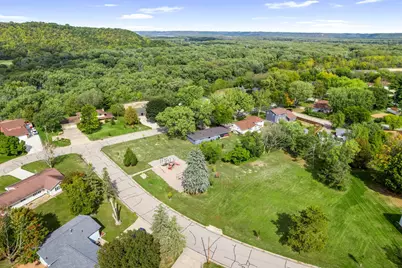 319 Cannon View Drive, Red Wing, MN 55066 - Photo 73