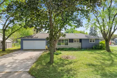 319 Cannon View Drive, Red Wing, MN 55066 - Photo 11