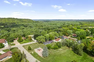 319 Cannon View Dr, Red Wing, MN 55066 - Photo 45