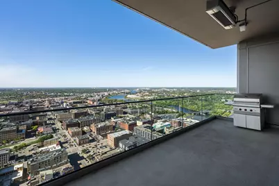 255 Hennepin Avenue #3204, Minneapolis, MN 55408 - Photo 19