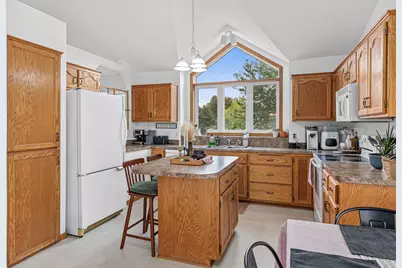 23368 Jonquil Street NW, Saint Francis, MN 55070 - Photo 5
