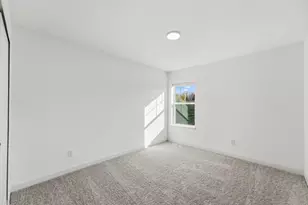 222 HUNTINGTON DR, Waconia, MN 55387 - Photo 13