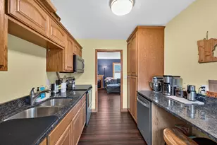 1518 Pacific St, Saint Paul, MN 55106 - Photo 9