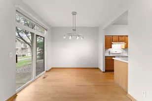 4179 Running Brook Rd, Eagan, MN 55122 - Photo 5