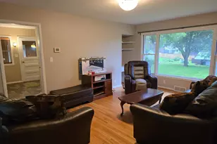 820 6th St, Windom, MN 56101 - Photo 3