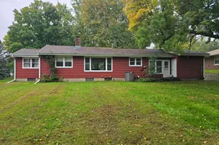 820 6th St, Windom, MN 56101 - Photo 11
