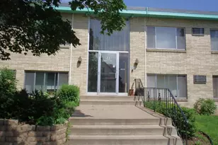 553 1st Ave S, South Saint Paul, MN 55075 - Photo 1