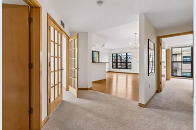 2566 Ellis Avenue #404, Saint Paul, MN 55114 - Photo 9