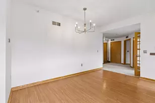 2566 Ellis Ave, Saint Paul, MN 55114 - Photo 11
