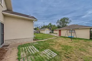 4039 Russell Ave N, Minneapolis, MN 55412 - Photo 23