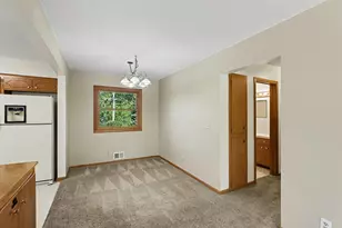 997 Arbogast St, Shoreview, MN 55126 - Photo 7