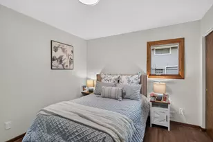 10132 Johnson Ave S, Bloomington, MN 55437 - Photo 11