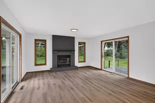 10132 Johnson Ave S, Bloomington, MN 55437 - Photo 9